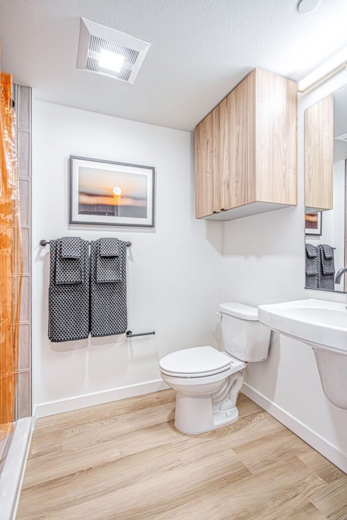 Reed seattle - unit bathroom and shower
